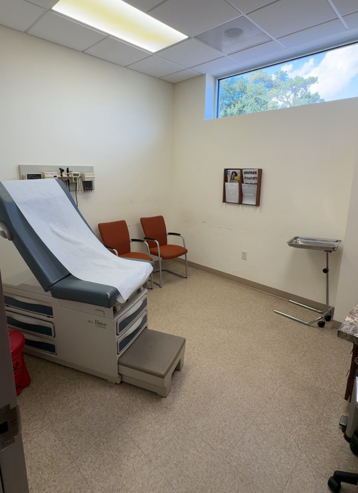 VitaNova Clinical Trials examination room